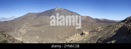 Panorama während des Aufstiegs zum Alto de Guajara, 2715 m, über den Teide Nationalpark, Parque Nacional del Teide, zum Pico del Teide, 3715 m, Teneriffa, CAN Stockfoto