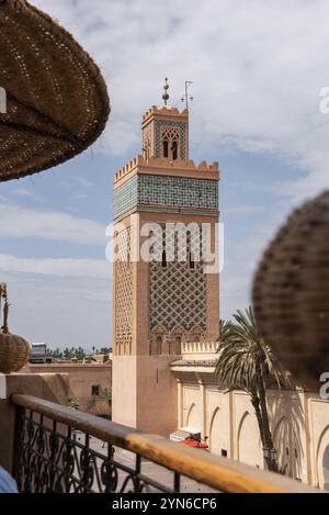 Minarett der Kasbah Moschee im Zentrum von Marrakesch, Marokko, Afrika Stockfoto