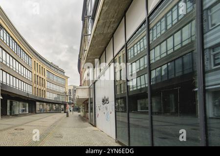 Einsame Fußgängerzone in einer deutschen Stadt Stockfoto