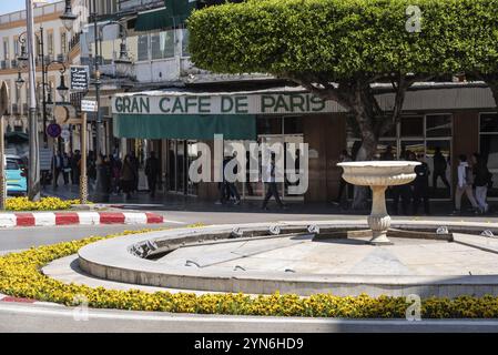 TANGER, MAROKKO, 30. März 2023, berühmtes Gran Cafe de Paris im Stadtzentrum von Tanger, Marokko, Afrika Stockfoto