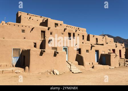 Malerisches Taos Pueblo Dorf in New Mexico, USA, Nordamerika Stockfoto