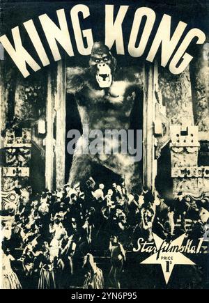 Titelbild einer britischen Sendung für KING KONG 1933 unter der Regie von MERIAN C. COOPER und ERNEST SHOEDSACK Story EDGAR WALLACE und MERIAN C. COOPER Drehbuch RUTH ROSE und JAMES CREELMAN Music MAX STEINER Visual Effects Supervisor WILLIS H. O'BRIEN Executive Producer DAVID O. SELZNICK RKO Radio Pictures Stockfoto