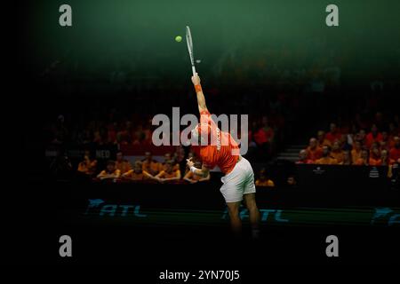 Malaga, Malaga, Spanien. November 2024. Tallon Griekspoor aus den Niederlanden, spielt in seinem Spiel gegen Jannik Sinner aus Italien während des DAVIS CUP FINALS 2024 - Finale 8 - Herren Tennis (Foto: © Mathias Schulz/ZUMA Press Wire) NUR REDAKTIONELLE VERWENDUNG! Nicht für kommerzielle ZWECKE! Quelle: ZUMA Press, Inc./Alamy Live News Stockfoto