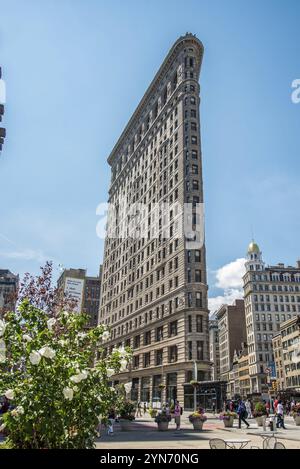 NEW YORK, USA, 21. AUGUST 2022, berühmter Flatiron Wolkenkratzer in New York City, USA, Nordamerika Stockfoto