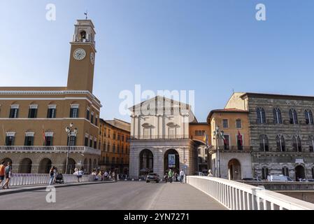 PISA, ITALIEN, 17. SEPTEMBER 2023, vor dem Logge dei Banchi Gebäude in Pisa Stockfoto