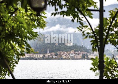 Bellagio am Comer See nach Regen, gesehen von Tremezzo, Italien, Europa Stockfoto