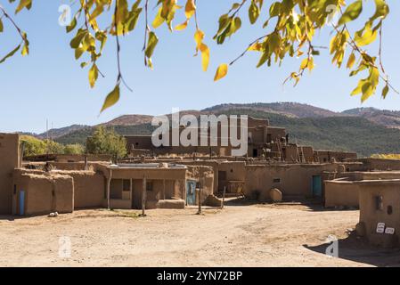 Malerisches Taos Pueblo Dorf in New Mexico, USA, Nordamerika Stockfoto