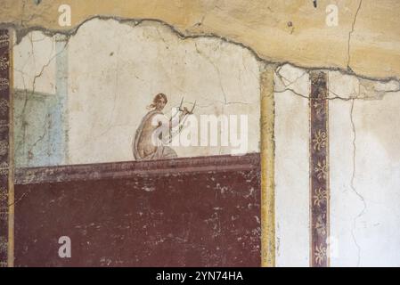 STABIA, ITALIEN, 03. MAI 2022, lebhafte Fresken des archäologischen römischen Ansehens Villa S. Marco in Stabia, Süditalien Stockfoto