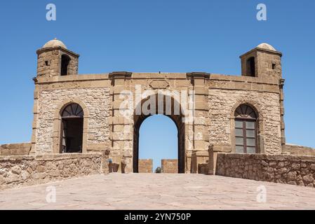 Die Bastion von Essaouira mit ihren mittelalterlichen Bronzekanonen, Marokko, Afrika Stockfoto