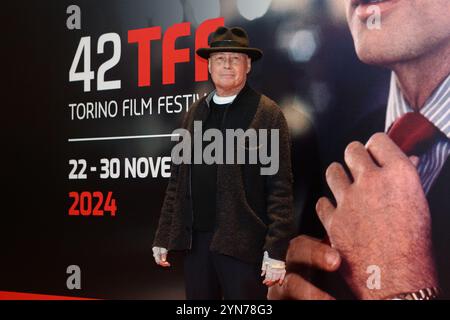 Turin, Italien. November 2024. Alessandro Baricco besucht den Film „ohne Blut“ während des 42. Turiner Filmfestivals in der Aula Magna Cavallerizza reale in Turin. (Foto: Elena Vizzoca/SOPA Images/SIPA USA) Credit: SIPA USA/Alamy Live News Stockfoto