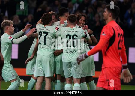 Fussball, 1.BL Saison 2024/2025 Borussia Mönchengladbach vs. FC St. Pauli, 24.11.2024, Stadion im Borussia Park Mönchengladbach, Borussia Mönchengladbach jubeln FotoCopyright Gladys Chai von der Laage DFL-Vorschriften verbieten jede Verwendung von Fotografien als Bildsequenzen und/oder Quasi-Video. Stockfoto