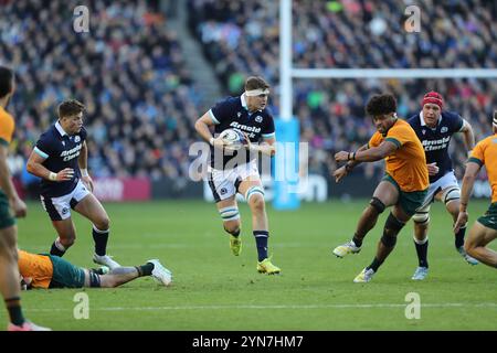 Edinburgh, Schottland, Vereinigtes Königreich, 24. November 2024: Scott Cummings über den Angriff auf Schottland. Schottland gegen Australien in Murrayfield, Edinburgh.- Credit: Thomas Gorman/Alamy Live News Stockfoto