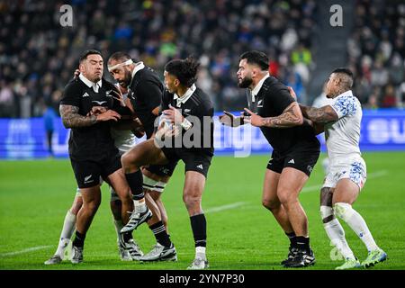 Turin, Italien, Italien. November 2024. Turin, Italien - 23. November: Rugby - Autumn Nations Series 2024 Spiel zwischen Italien und Neuseeland im Allianz Stadium am 23. November 2024 in Turin, Italien. Rieko Ioane New Zealand in Action (Credit Image: © Tonello Abozzi/Pacific Press via ZUMA Press Wire) NUR REDAKTIONELLE VERWENDUNG! Nicht für kommerzielle ZWECKE! Stockfoto