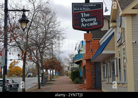 Charlotte, NY, USA - 23. November 2024 - Storefront des historischen Rochester Landmark, Penny Arcade Niteclub Stockfoto