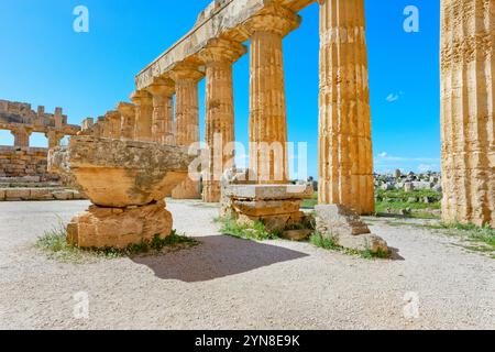 Tempel der Hera oder Tempel E, Archäologischer Park Selinunte, Selinunte, Bezirk Trapani, Sizilien, Italien Stockfoto