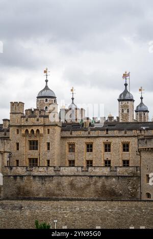 Der königliche Palast seiner Majestät und die Festung des Tower of London oder der Tower of London, historische Burg am Nordufer der Themse in c Stockfoto