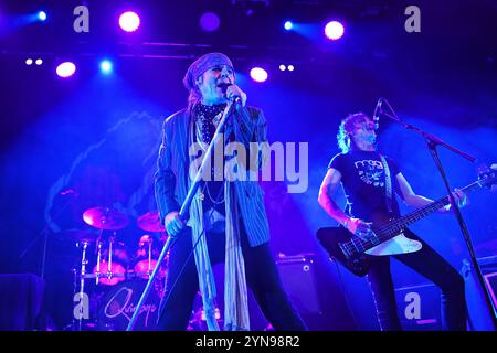 UK. November 2024. LONDON, ENGLAND – 24. NOVEMBER: Spike und Nigel Mogg von The Quireboys in der Islington Assembly Hall am 24. November 2024 in London. CAP/MAR © MAR/Capital Pictures Credit: Capital Pictures/Alamy Live News Stockfoto