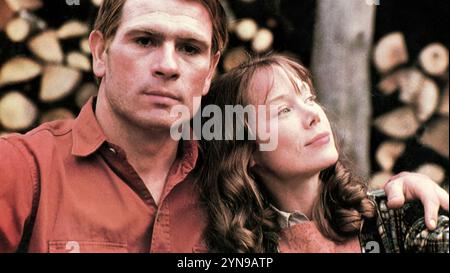 SISSY SPACEK und TOMMY LEE JONES in COAL MINER's DAUGHTER (1980) unter der Regie von MICHAEL APTED. Quelle: UNIVERSELLE BILDER/Album Stockfoto