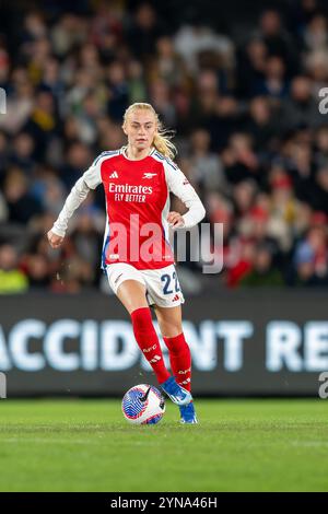 Melbourne, Australien. Mai 2024. Kathrine Kuhl von Arsenal wurde während des Freundschaftsspiels zwischen A-League Women All Stars und Arsenal Women FC im Marvel Stadium in Aktion gesehen. Sieg für Arsenal Women FC 1:0. Quelle: SOPA Images Limited/Alamy Live News Stockfoto