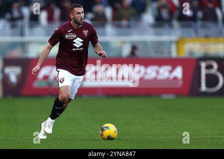 Sebastian Walukiewicz vom FC Torino in Aktion während des Fußballspiels der Serie A zwischen Torino FC und AC Monza im Stadio Olimpico am 24. november 2024 in Turin, Italien. Stockfoto