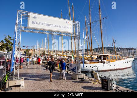 Frankreich, Alpes-Maritimes, Cannes, die Régates Royales, jährliche klassische Segelregatten Stockfoto