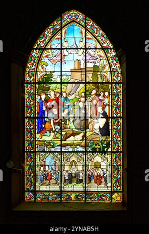 Frankreich, Ille-et-Vilaine, Fougeres, mittelalterliches Viertel in der unteren Stadt, Buntglaskirche Saint-Sulpice Stockfoto