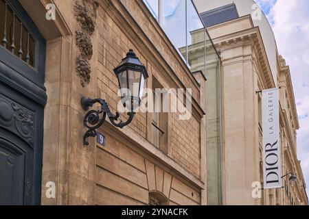 Frankreich, Paris, Rue Francois Ier, Galerie Christian Dior, die Fassade Stockfoto