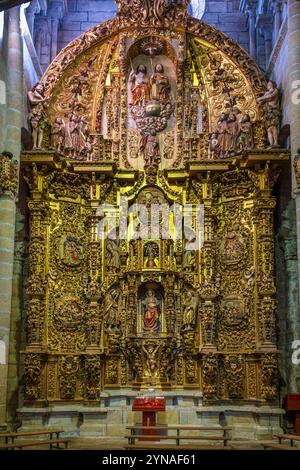 Spanien, Galicien, Tui, Bühne auf dem portugiesischen Zentralweg, einer der Wege nach Santiago de Compostela, Kathedrale Santa Maria aus dem 12. Jahrhundert, Altar der Erwartung der Jungfrau Maria Stockfoto