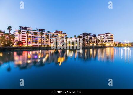 France, Herault (34), Montpellier, Quartier Port Marianne, Logement et Bureau autour du bassin Jacques Coeur Stockfoto