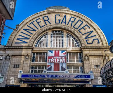 Das Bild zeigt Blackpools Winter Garden's Theatre in der Urlaubsstadt Blackpool an der Westküste von Lancashire im Nordosten Englands. Stockfoto