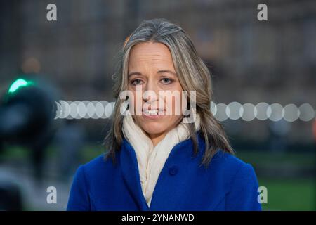 London, Großbritannien. 25. November 2024. Schattenarbeit und Pensionssekretärin Helen Whately sah sie in Westminster während der morgendlichen Medienrunde. Stockfoto