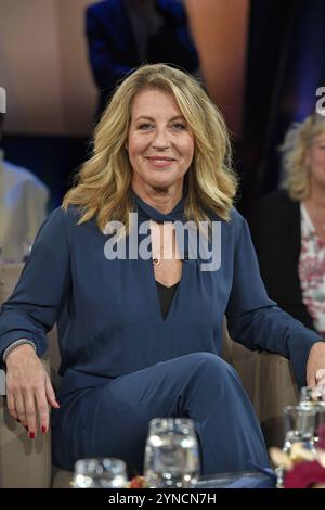 REKORDDATUM NICHT ANGEGEBEN NDR Talk Show Anne Gesthuysen bei der NDR Talk Show in Hamburg. *** NDR Talk Show Anne Gesthuysen bei der NDR Talk Show in Hamburg Copyright: XEventpressxBerndtx Stockfoto