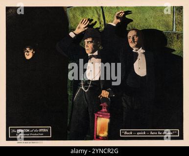 Carl Laemmle präsentiert das Phantom der Oper (Universal, 1925). Lobby Card - Horror - Mit Lon Chaney, Mary Philbin, Norman Kerry Stockfoto