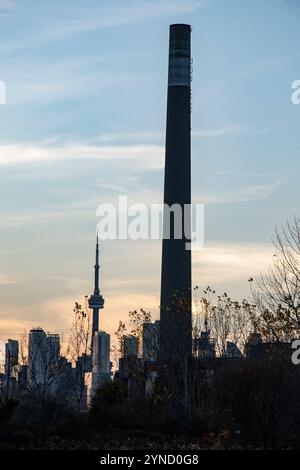 Sonnenuntergang im Tommy Thompson Park in Scarborough, Toronto, Ontario, Kanada Stockfoto