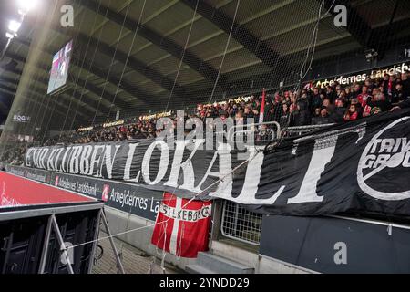 Herning, Dänemark. November 2024. FC Midtjylland moeder Silkeborg IF i Superligaen paa MCH Arena i Herning Mandag den 25. november 2024 Credit: Ritzau/Alamy Live News Stockfoto