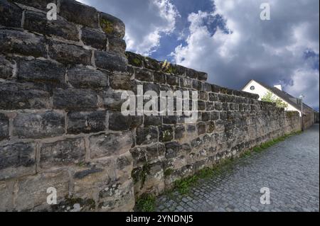 Mittelalterliche Stadtmauer, erbaut und erweitert im 13. Jahrhundert, Hiltpoltstein, Mittelfranken, Bayern, Deutschland, Europa Stockfoto