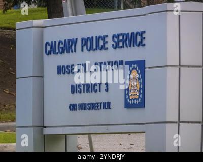 Calgary, Alberta, Kanada. Mai 2024. Nahe am Gebäude des Calgary Police Service District 3 North Haven Stockfoto