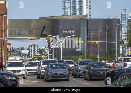 Calgary, Alberta, Kanada. Juli 2024. Das Studio Bell, das Gebäude des National Music Centre in Calgary Stockfoto