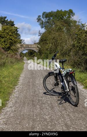 Tissington Trail, Radweg folgt der alten, ehemaligen Eisenbahnlinie, Peak District National Park, England, Großbritannien Stockfoto