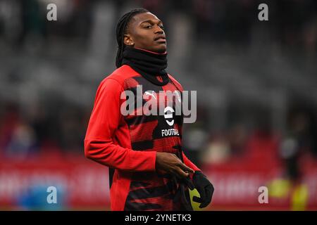 Rafael Leao des AC Mailand im Stadio Giuseppe Meazza am 23. November 2024 in Mailand. Stockfoto