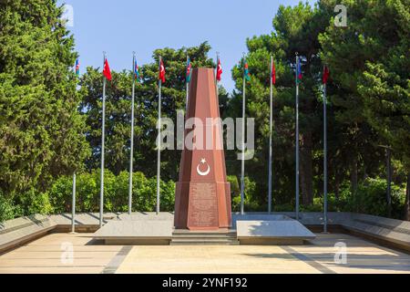 Die Gedenkstätte der türkischen Märtyrer in Baku ist den osmanischen Soldaten gewidmet, die während des Ersten Weltkriegs in Baku in Aserbaidschan in der Schlacht von Baku getötet wurden Stockfoto