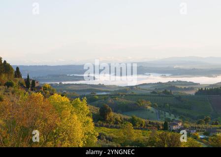 Ein Septembermorgen in der Nähe des San Gimignano Six. Italien Stockfoto