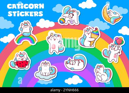 Kawaii Katicorn Katzen und Kätzchen Charakteraufkleber auf Regenbogenhimmel Vektor Hintergrund. Niedliche Einhornkatze, die mit Ballons spielt, Zauberstab, Klee und Schwanz, lustiges Caticorn, das auf Mond schläft Stock Vektor