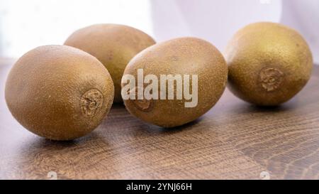 Nahaufnahme von Kiwis-Früchten. Nahaufnahme von geschnittenen grünen Kiwis. Stockfoto