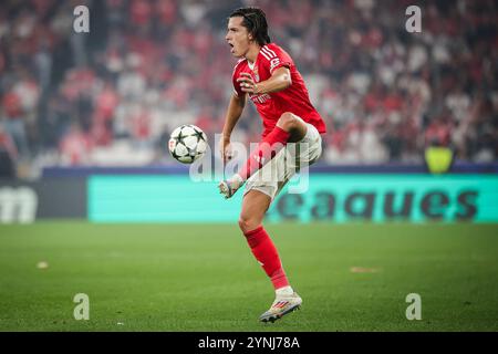 Lissabon, Portugal. Oktober 2024. Alvaro CARRERAS aus Benfica während des Fußballspiels der UEFA Champions League, League Phase MD2 zwischen SL Benfica und Atletico de Madrid am 2. Oktober 2024 im Estadio da Luz in Lissabon, Portugal - Foto Matthieu Mirville (C Silva)/DPPI Credit: DPPI Media/Alamy Live News Stockfoto