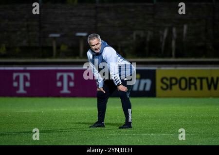 Christian Wueck (Deutschland, Bundestrainer), GER, Ausbildung DFB Frauen Fussball Nationalmannschaft Deutschland, Lehrgang in Stuttgart, Saison 2024/2025, 25.11.2024 Foto: Eibner-Pressefoto/Michael Memmler Stockfoto