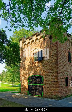 Carl-Benz-Park, Carl Benz, 1844 - 1929, Dr.-Carl-Benz-Garage Stockfoto