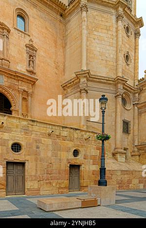 Kirche, Collegiata de San Patricio Stockfoto