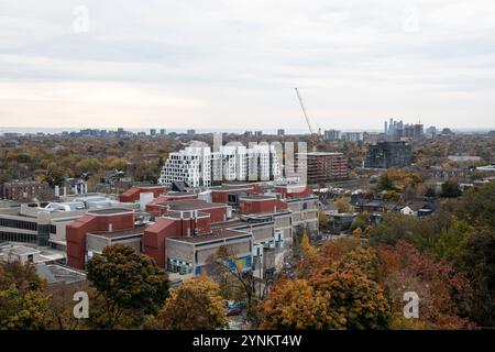 Blick auf Scarborough vom Casa Loma auf der Austin Terrace in Toronto, Ontario, Kanada Stockfoto