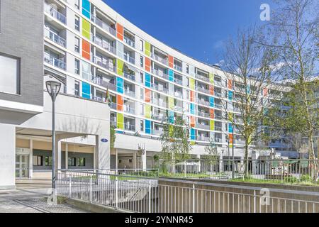 Modernes Wohngebäude in San Sebastian (Donostia), Gipuzkoa, Baskenland, Spanien Stockfoto